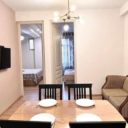 Leselidze Apartament Tbilisi Exterior photo