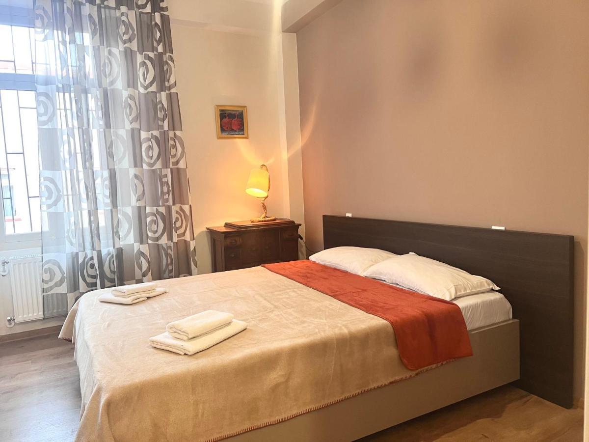 Leselidze Apartament Tbilisi Exterior photo