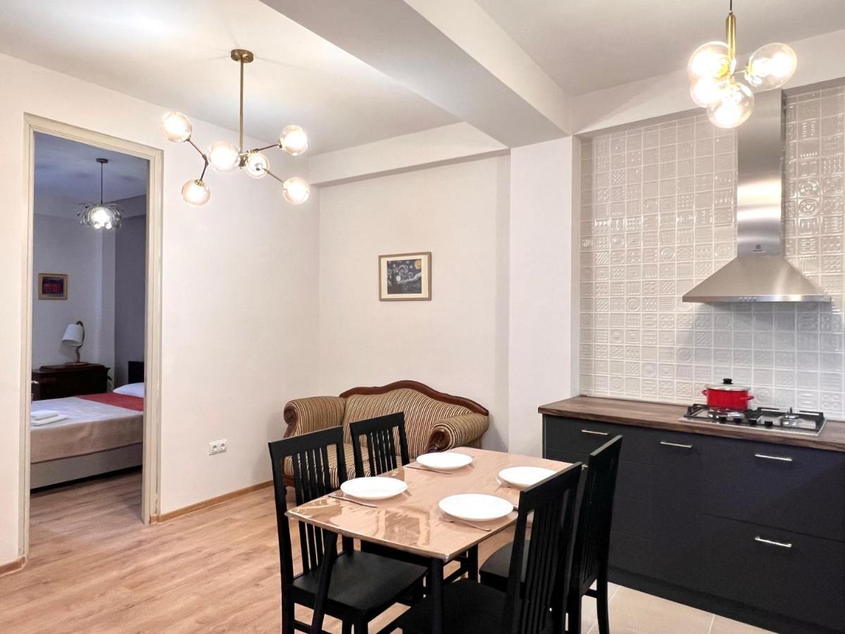 Leselidze Apartament Tbilisi Exterior photo